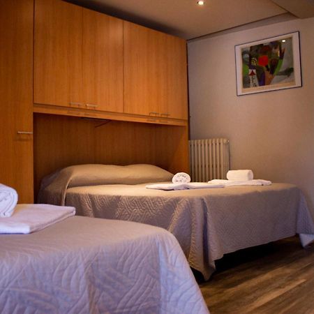 Trattoria Due Citroni Hotel Casalgrasso ภายนอก รูปภาพ